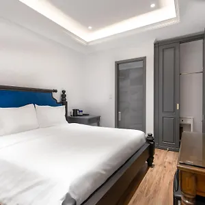 Quang Minh Riverside Hotel